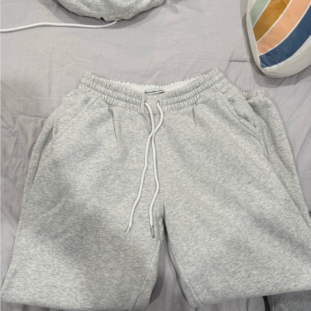 Abercrombie Womens Gray Joggers